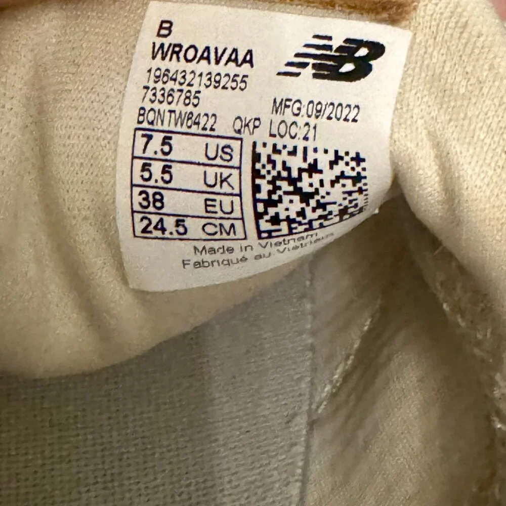 New Balance Fresh Foam ROAV | Leopard Heel | Size 7.5 ✨  💛 Super cute and comfy - Picture 9 of 10